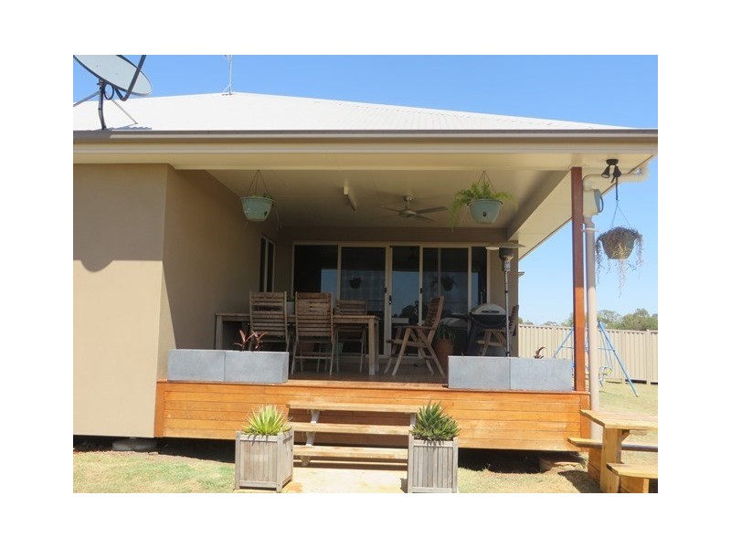 11 Bassett Court, Roma QLD 4455