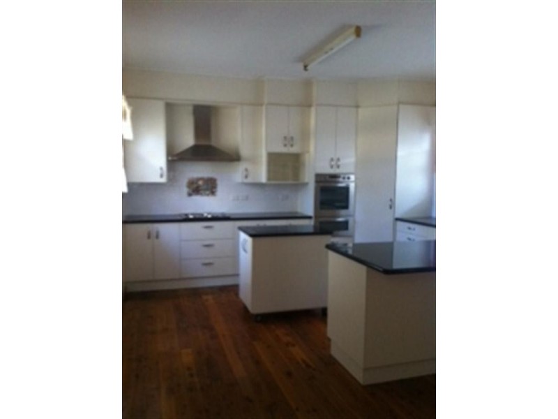 3-7 Hunter Street, Roma QLD 4455