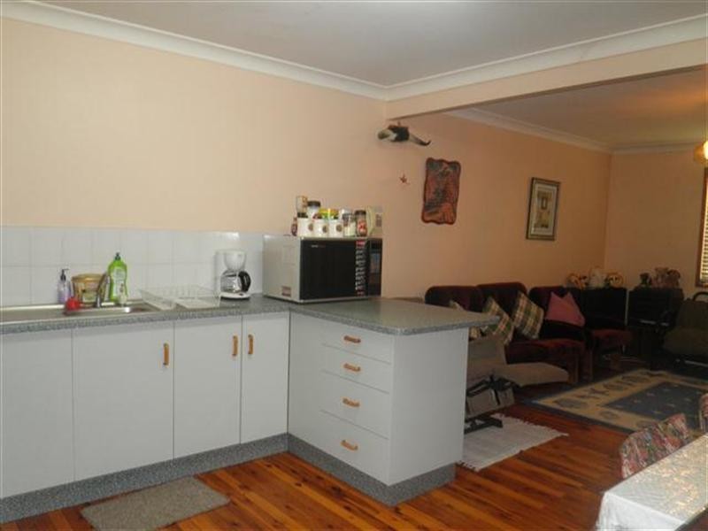 3 Timbury Street, Roma QLD 4455