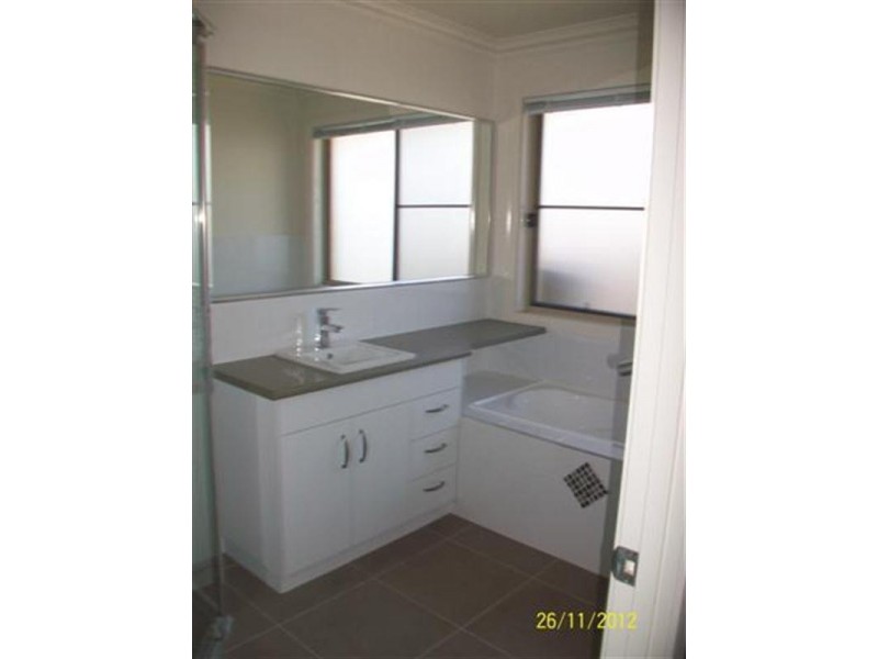 20 Bassett Court, Roma QLD 4455