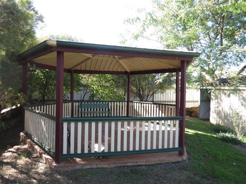 30 Northern Road, Roma QLD 4455
