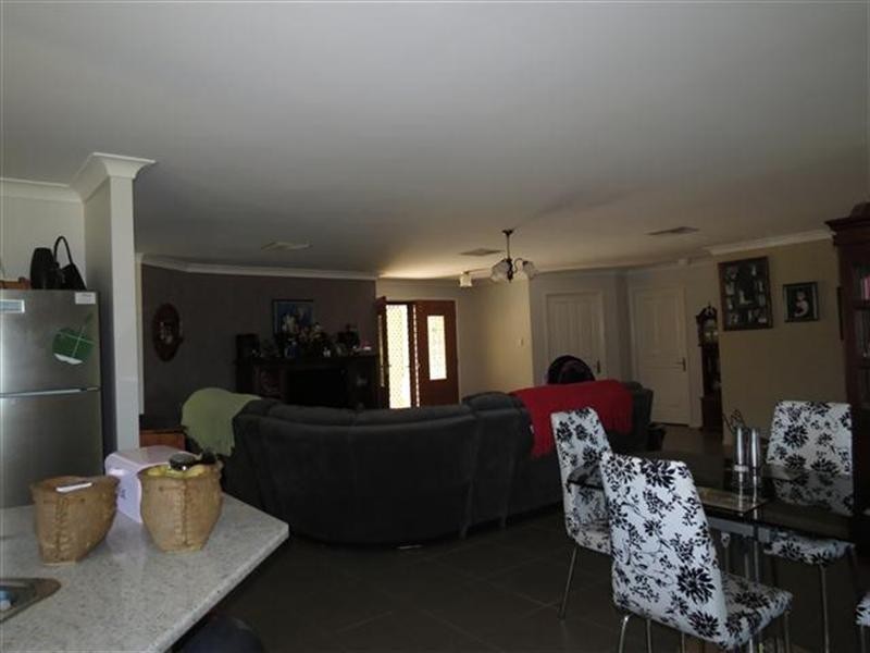 693 Roma Taroom Road, Roma QLD 4455