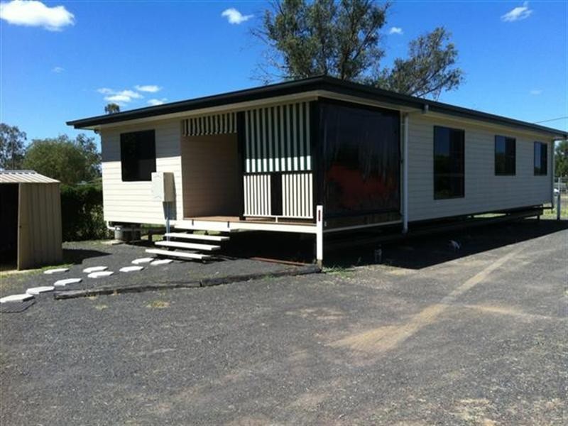 61 Hawthorne, Roma QLD 4455