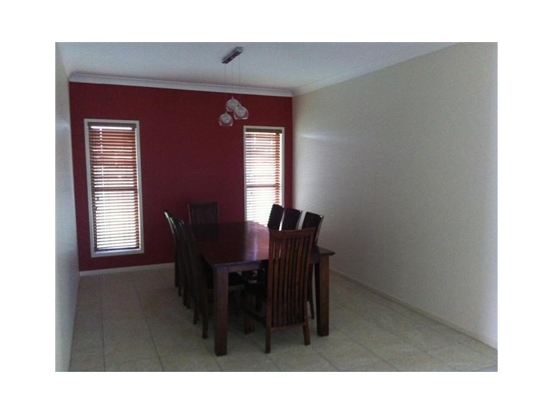 17 Wright, Roma QLD 4455