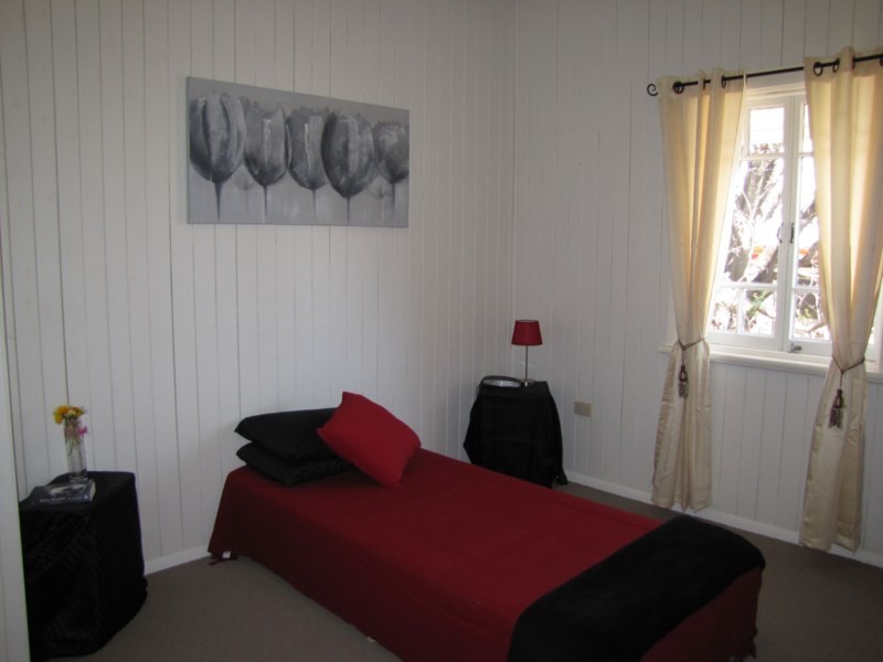 12 Duke Street, Roma QLD 4455