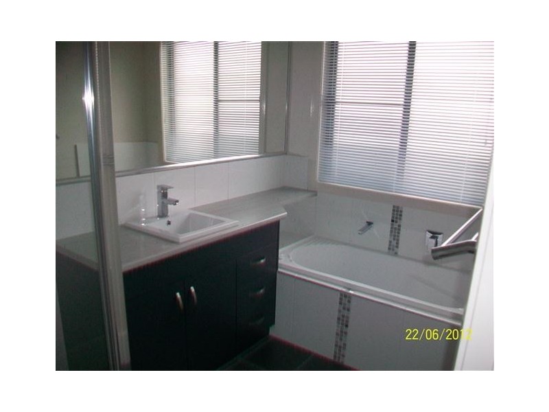 24 Bassett Court, Roma QLD 4455