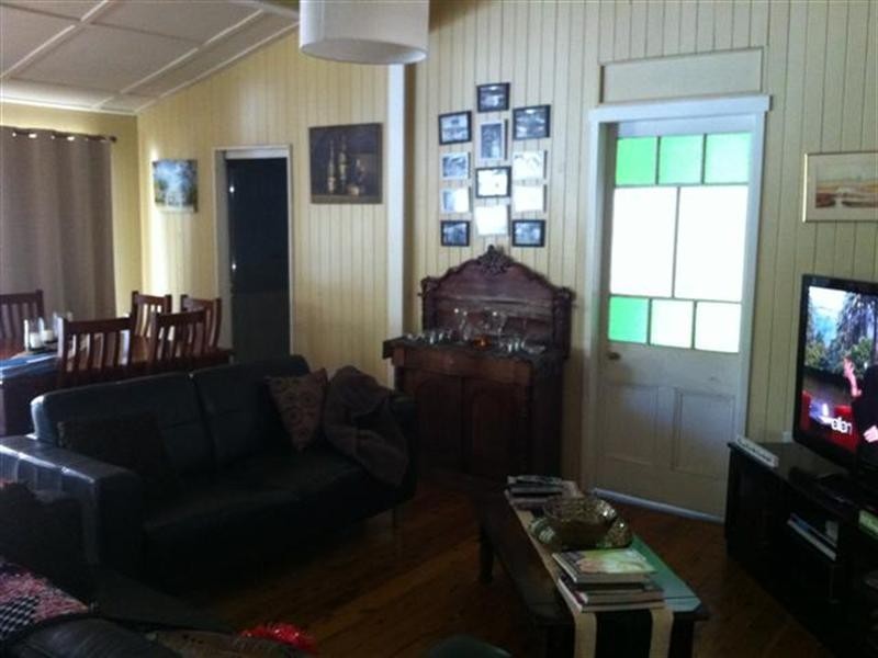 127 Arthur Street, Roma QLD 4455