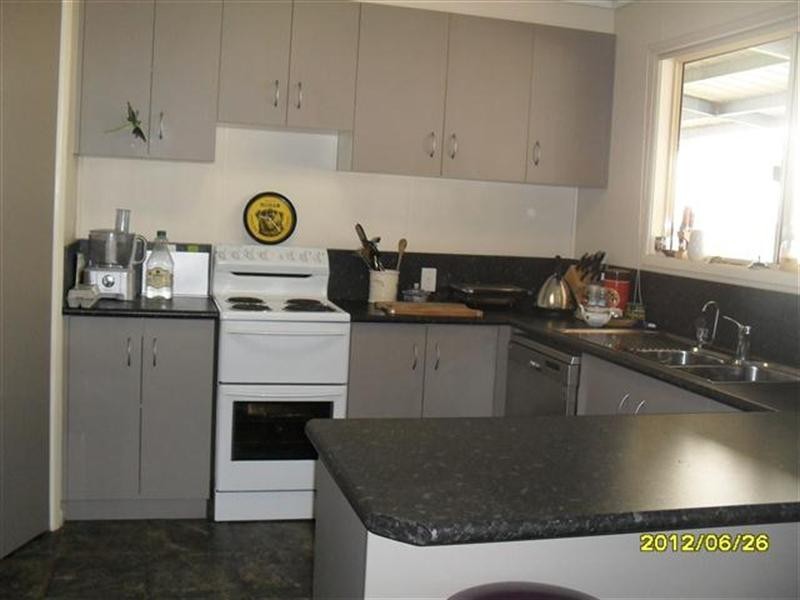 15 Robusta Drive, Roma QLD 4455