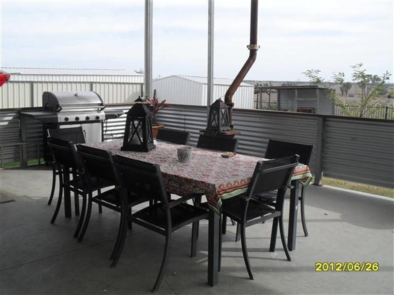 15 Robusta Drive, Roma QLD 4455