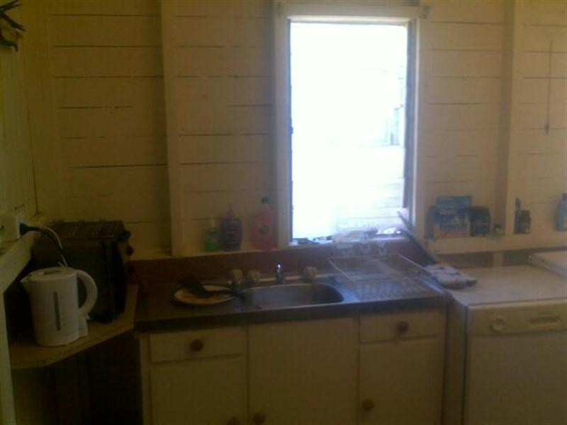 24 Stephenson Street, Yuleba QLD 4427