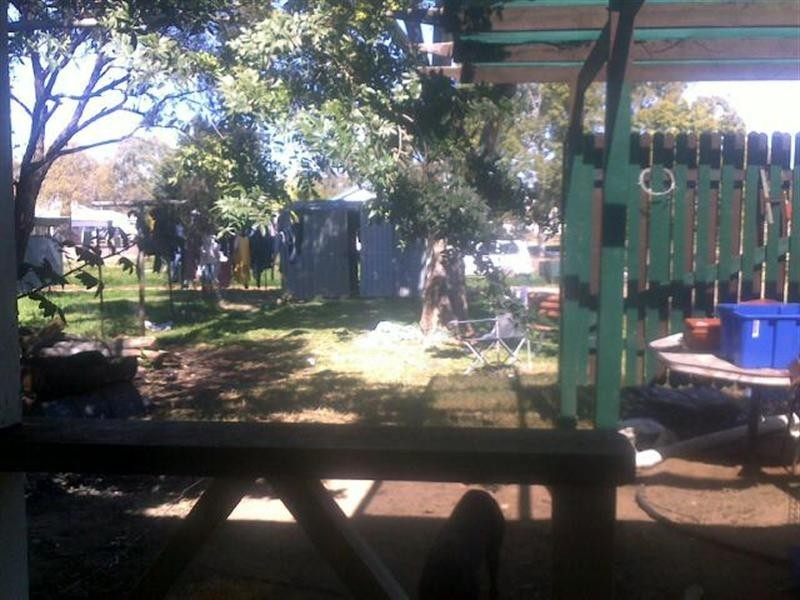 24 Stephenson Street, Yuleba QLD 4427