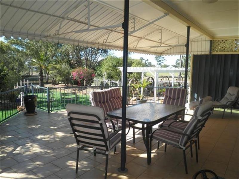 5 Timbury Street, Roma QLD 4455