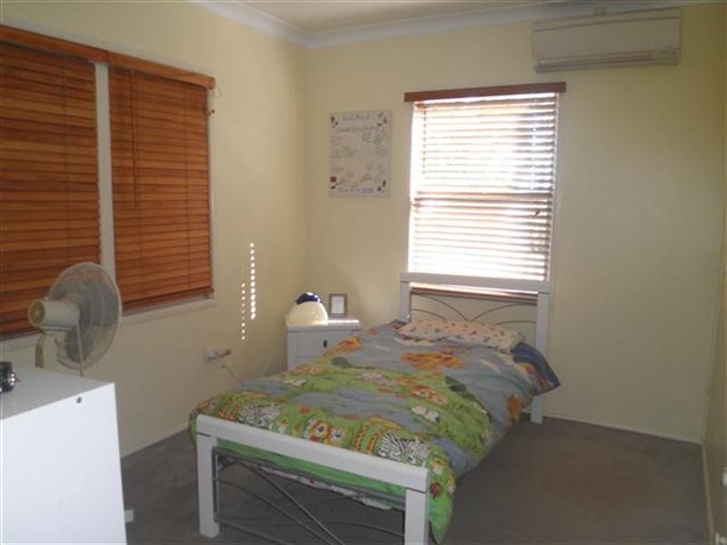 5 Timbury Street, Roma QLD 4455