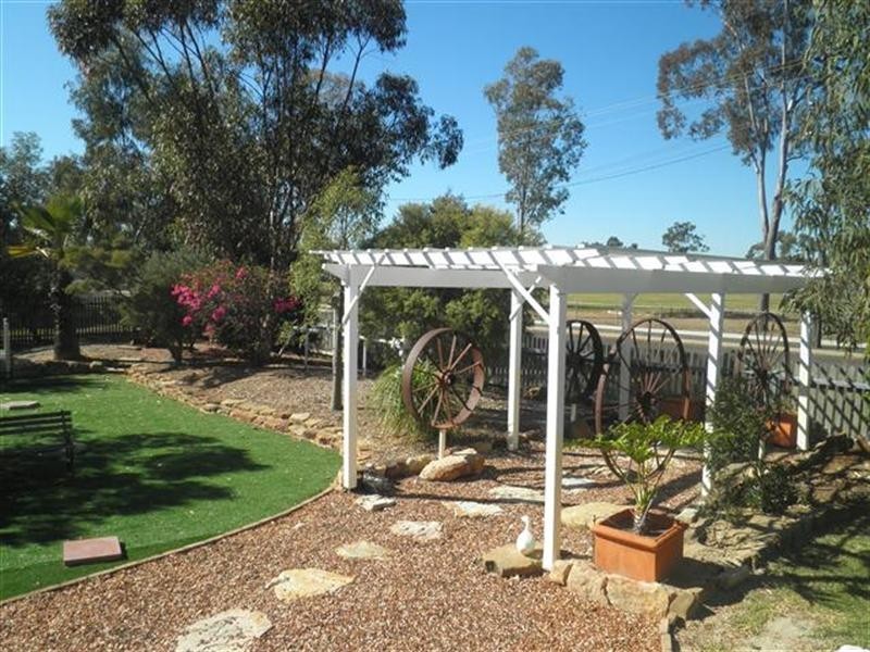 5 Timbury Street, Roma QLD 4455