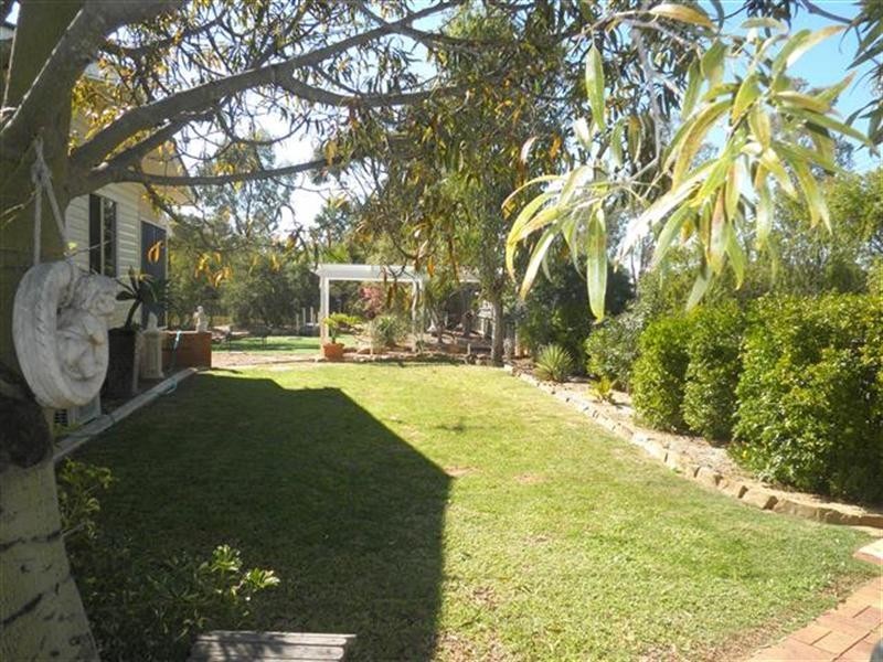 5 Timbury Street, Roma QLD 4455