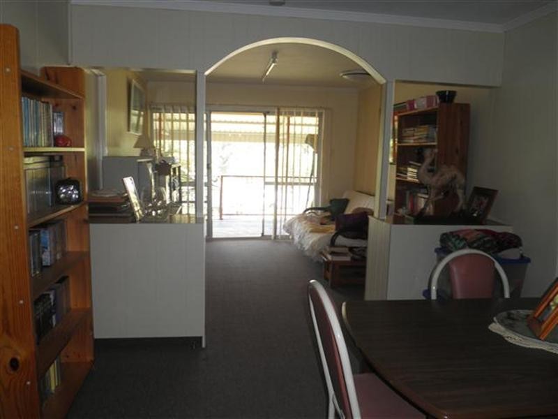 32 Northern Road, Roma QLD 4455