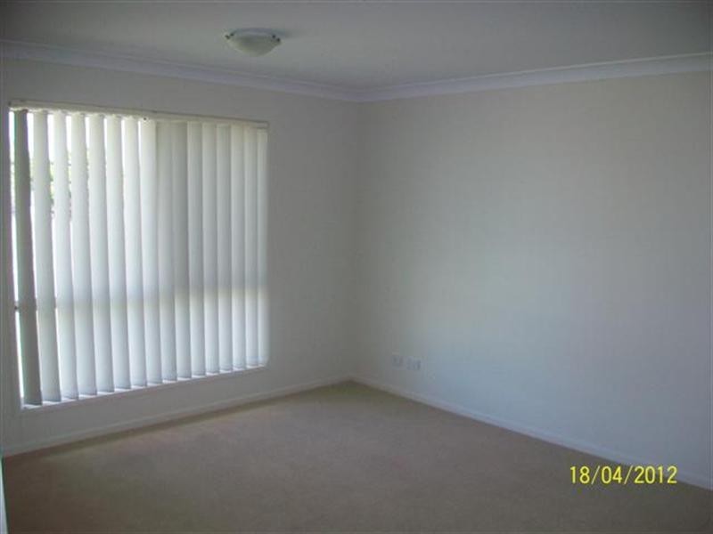 11 Courtney Street, Roma QLD 4455