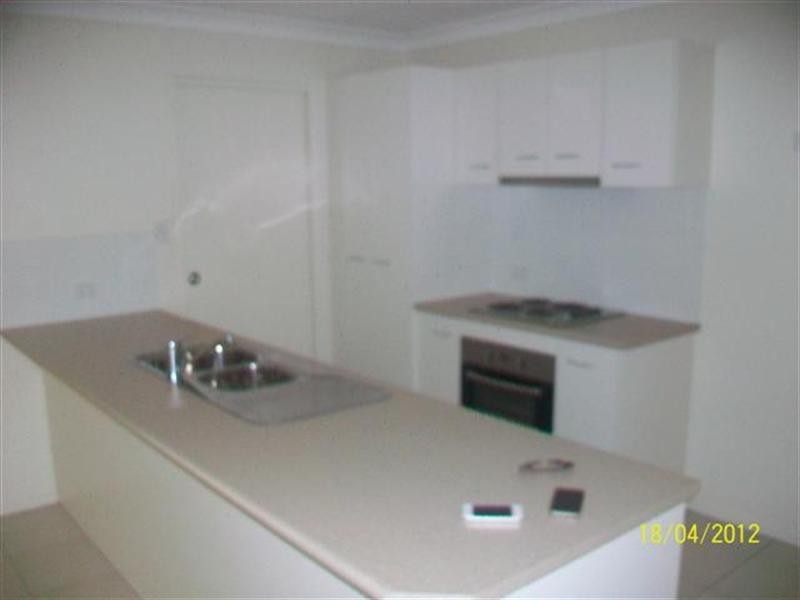 11 Courtney Street, Roma QLD 4455