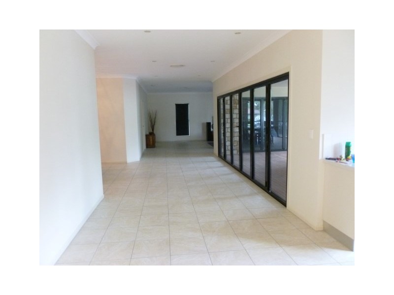 17 Wright Street, Roma QLD 4455