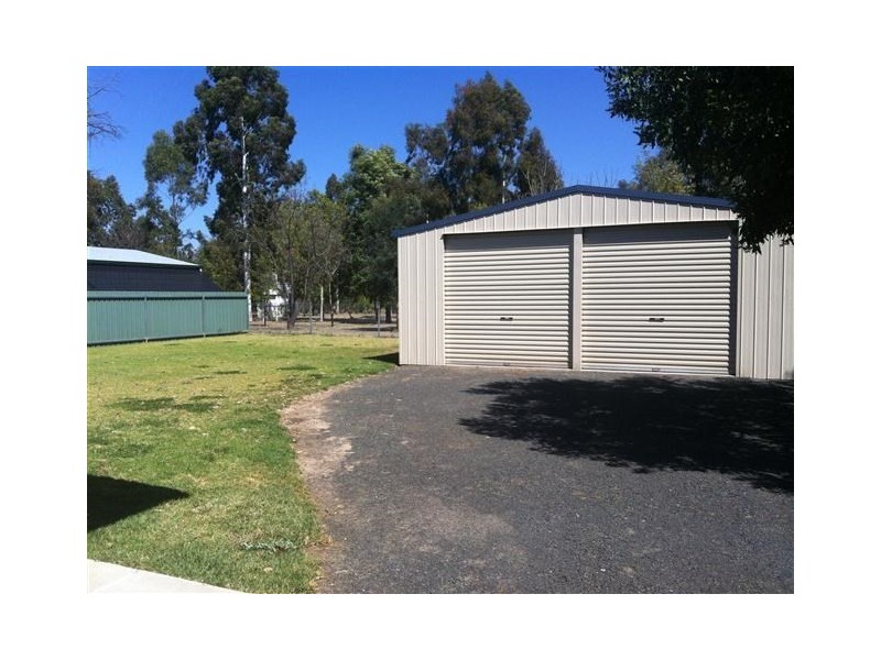 17 Wright Street, Roma QLD 4455