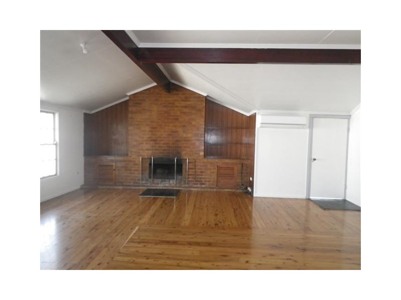 15 Lovell Street, Roma QLD 4455