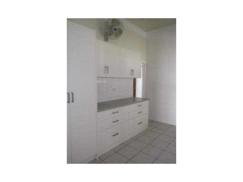 15 Lovell Street, Roma QLD 4455