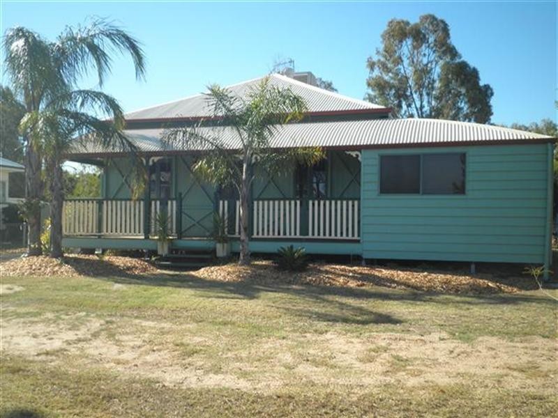 25 Phillip Street, Roma QLD 4455