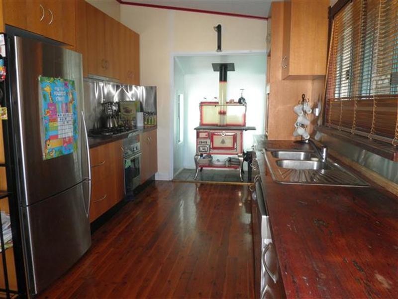 25 Phillip Street, Roma QLD 4455