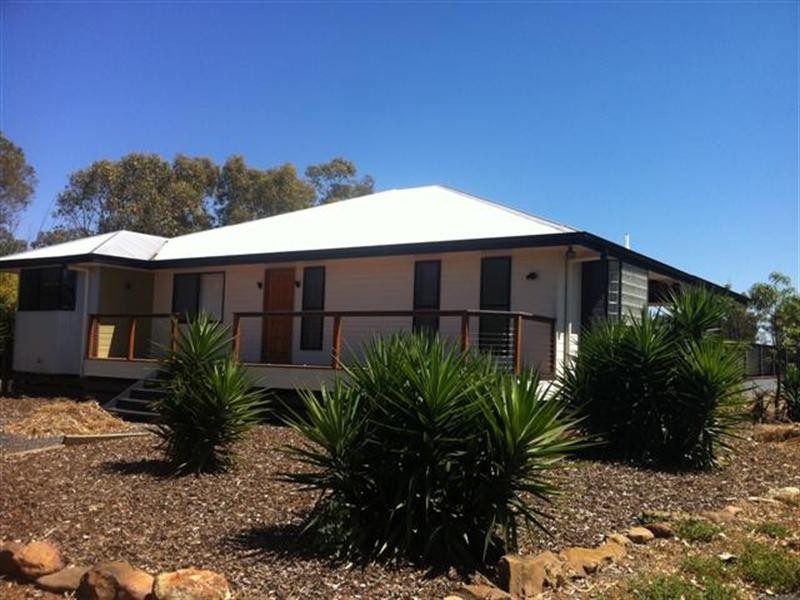 7 Felicity, Roma QLD 4455