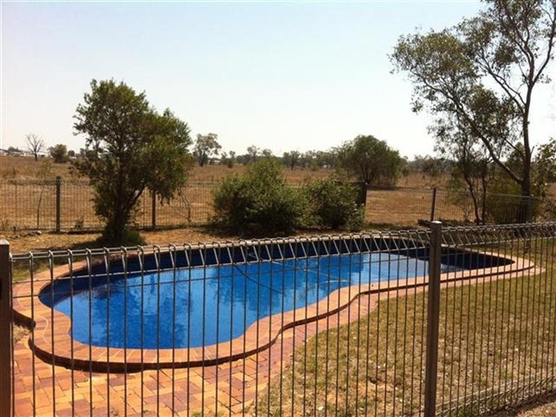 146 Northern Road, Roma QLD 4455