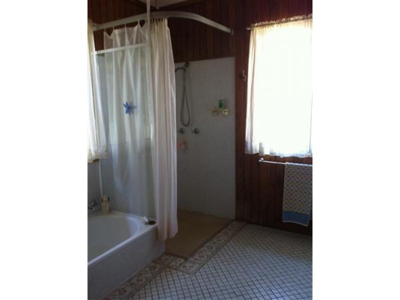 146 Northern Road, Roma QLD 4455