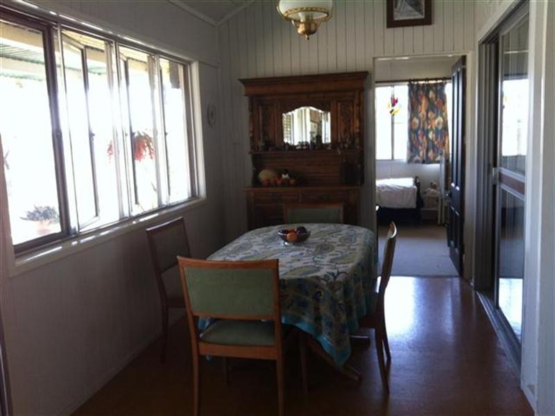 146 Northern Road, Roma QLD 4455