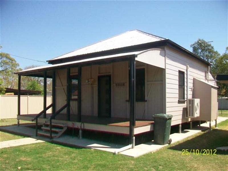 19 George Street, Roma QLD 4455