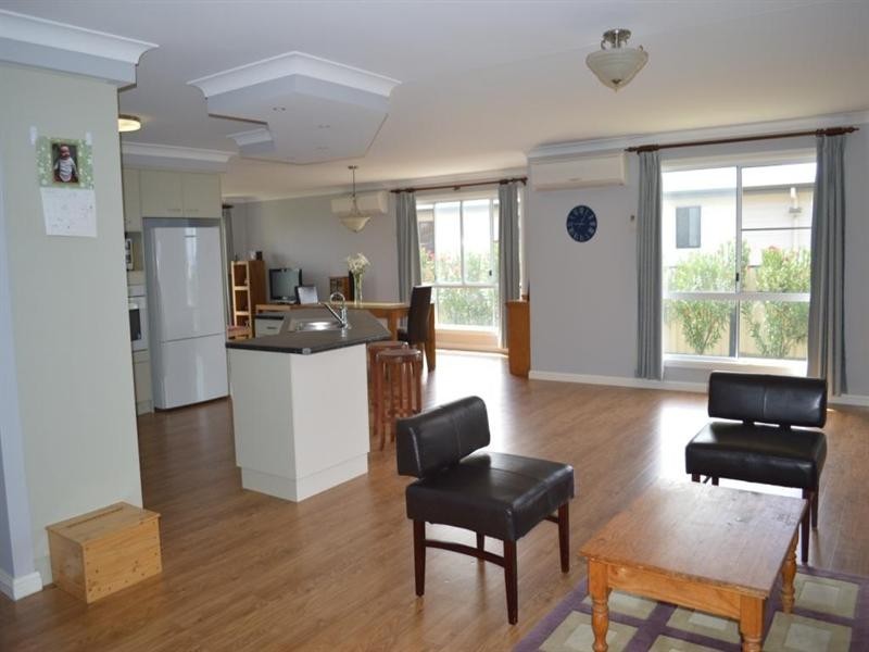 9 Lockyer Crescent, Roma QLD 4455