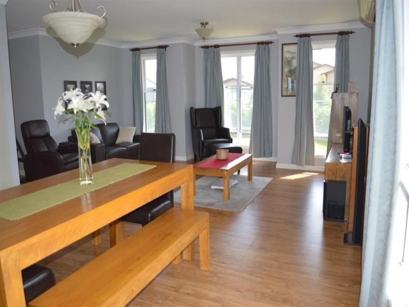 9 Lockyer Crescent, Roma QLD 4455