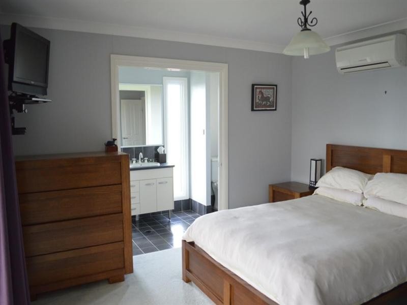 9 Lockyer Crescent, Roma QLD 4455