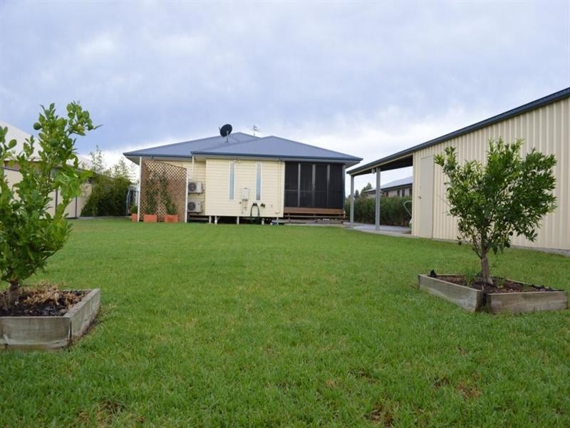 9 Lockyer Crescent, Roma QLD 4455