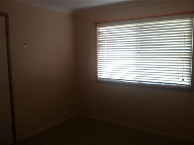 2/3 Timbury Street, Roma QLD 4455