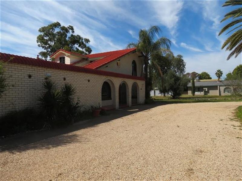 2B Borland Street, Roma QLD 4455