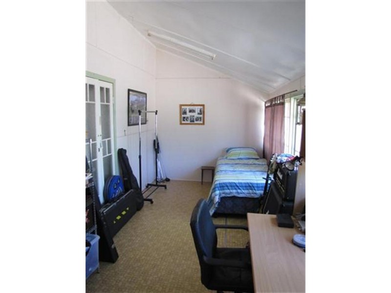 9 Arthur Street, Roma QLD 4455