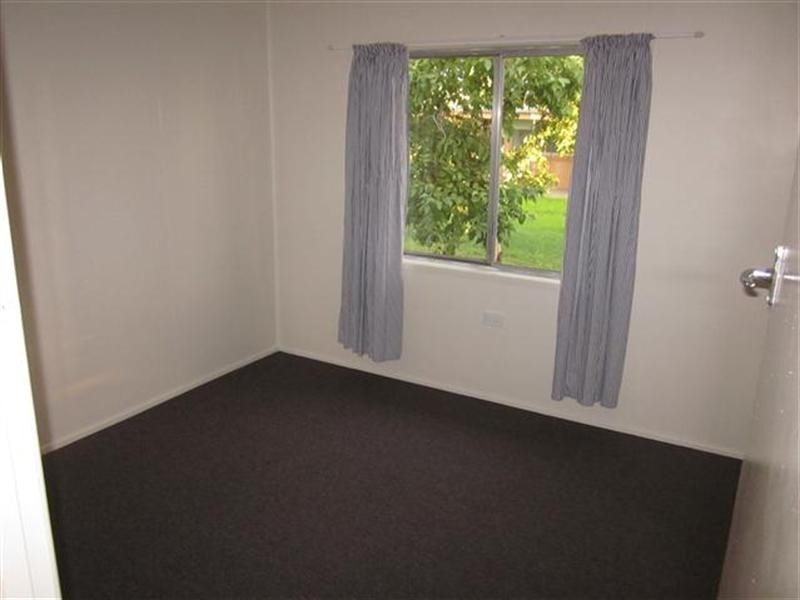 10 Wright Street, Roma QLD 4455