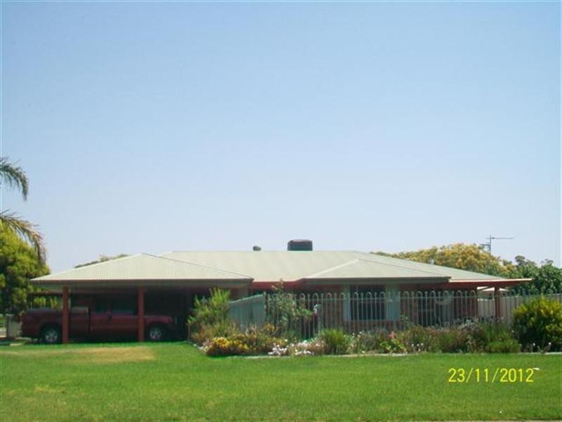 18 Madison Terrace, Roma QLD 4455