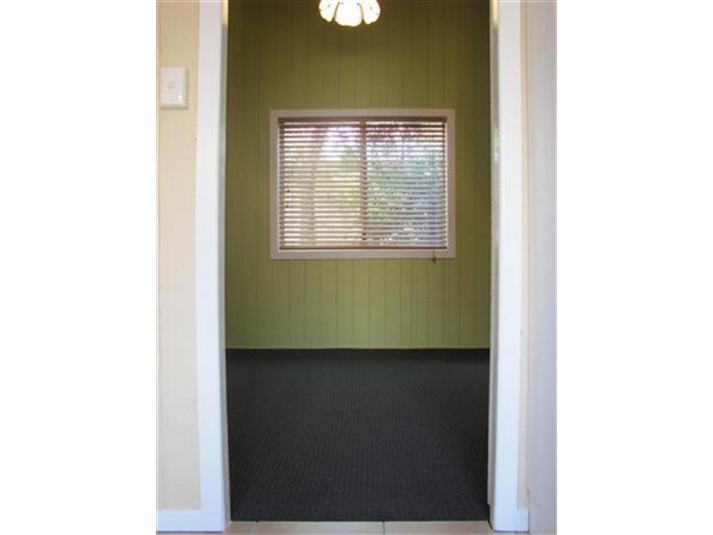 111 Wyndham Street, Roma QLD 4455