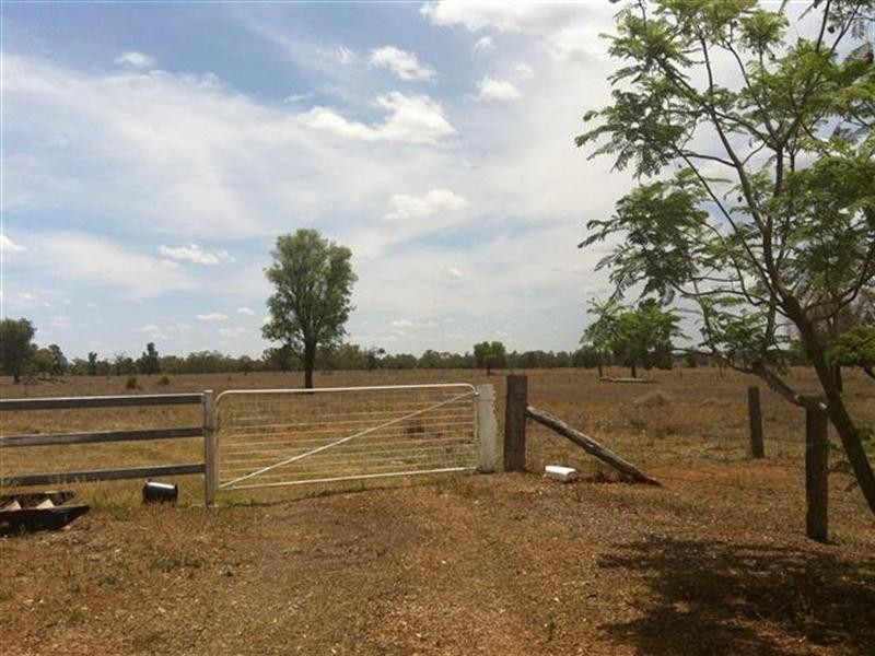 221 Wallumbilla North Road, Wallumbilla North QLD 4428