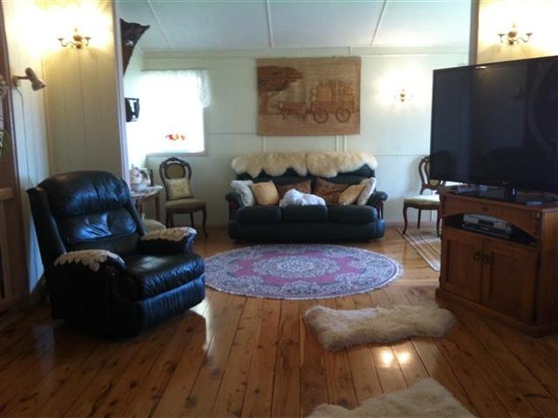 12 Mayne Street, Roma QLD 4455