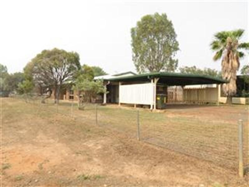 2/28 Elmer Street, Roma QLD 4455