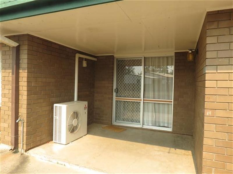 28 Elmer Street, Roma QLD 4455