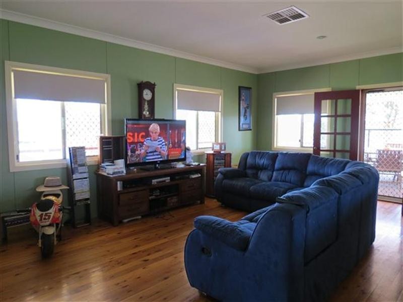 387 EUTHELLA Road, Roma QLD 4455