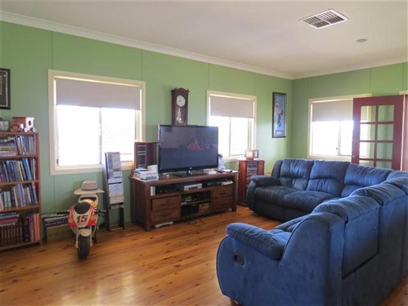 387 EUTHELLA Road, Roma QLD 4455