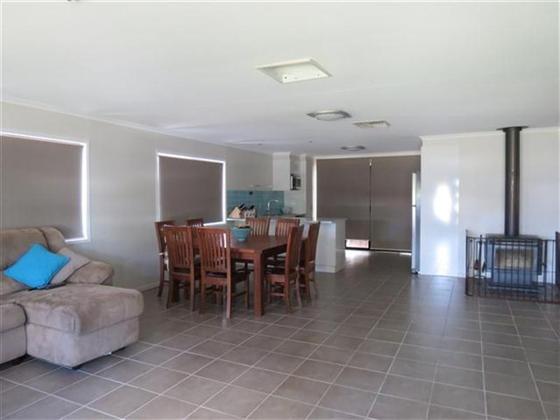 16 Powell Street, Roma QLD 4455